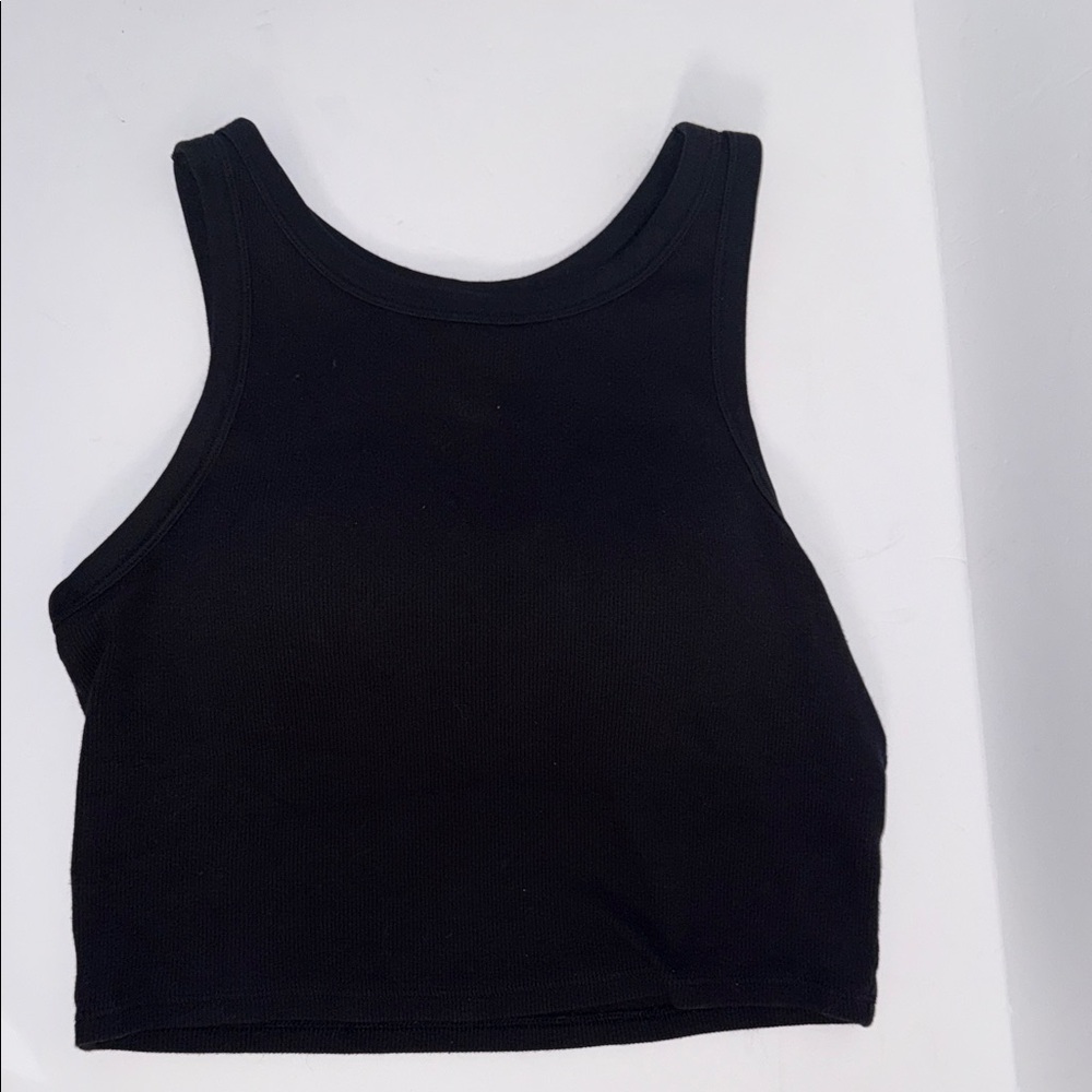 Uniqlo Black Ribbed Cropped Tank Top with Shelf Bra Women’s Size M